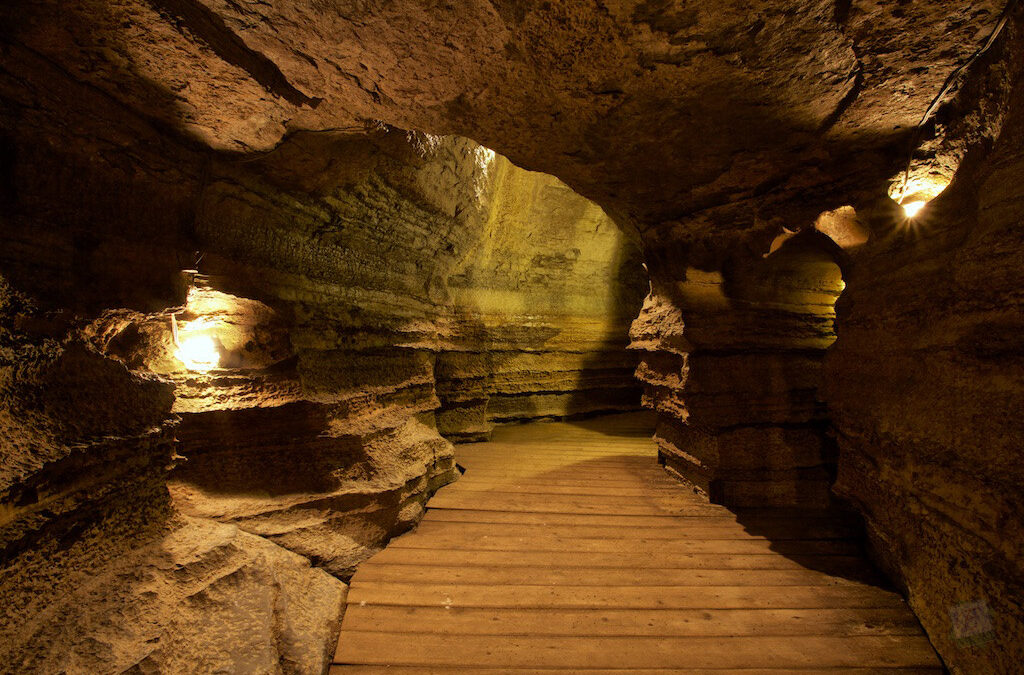 🪨Discover Bonnechere Caves in Eganville, Ontario